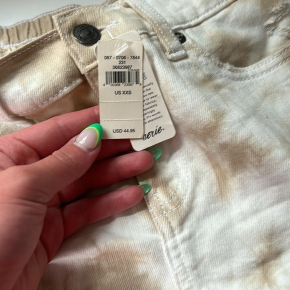 Jean shorts - Picture 3 of 4